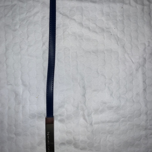 Michael Khors belt - Picture 2 of 2